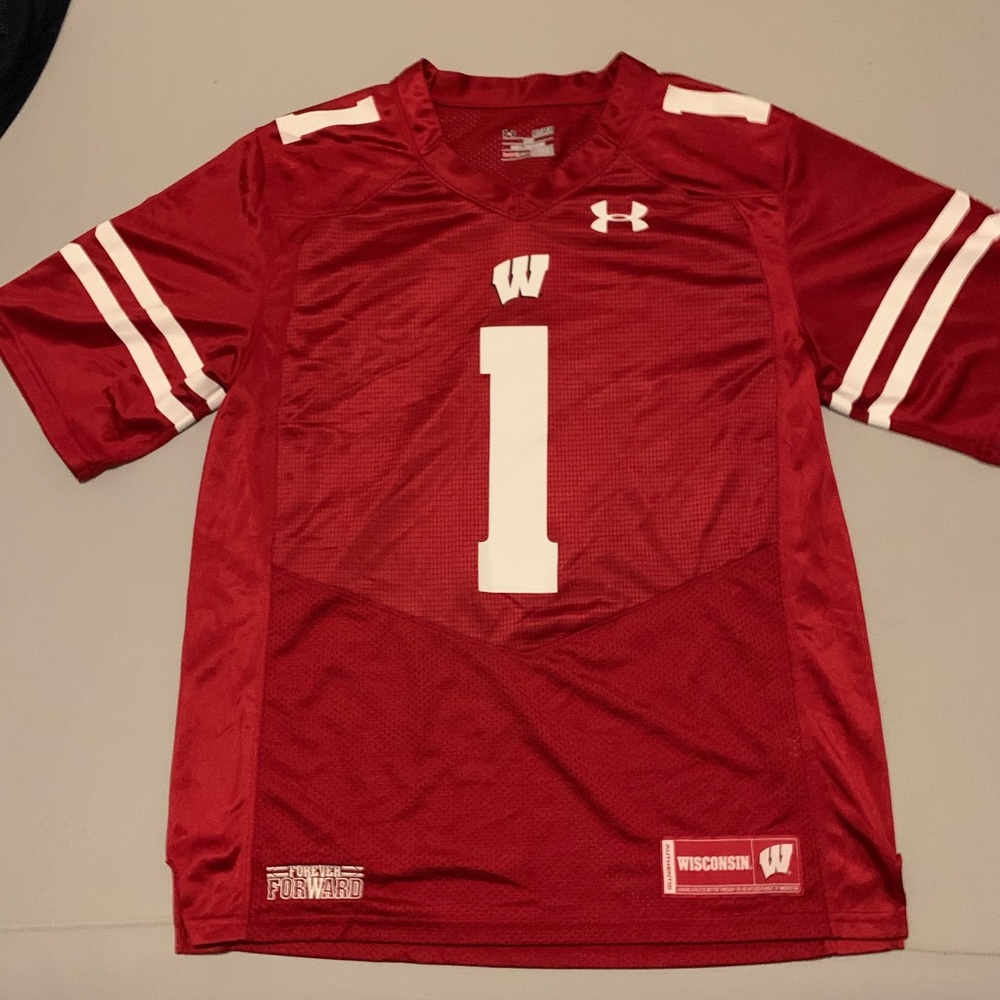 Wisconsin Badgers Under Armour Football Jersey - M